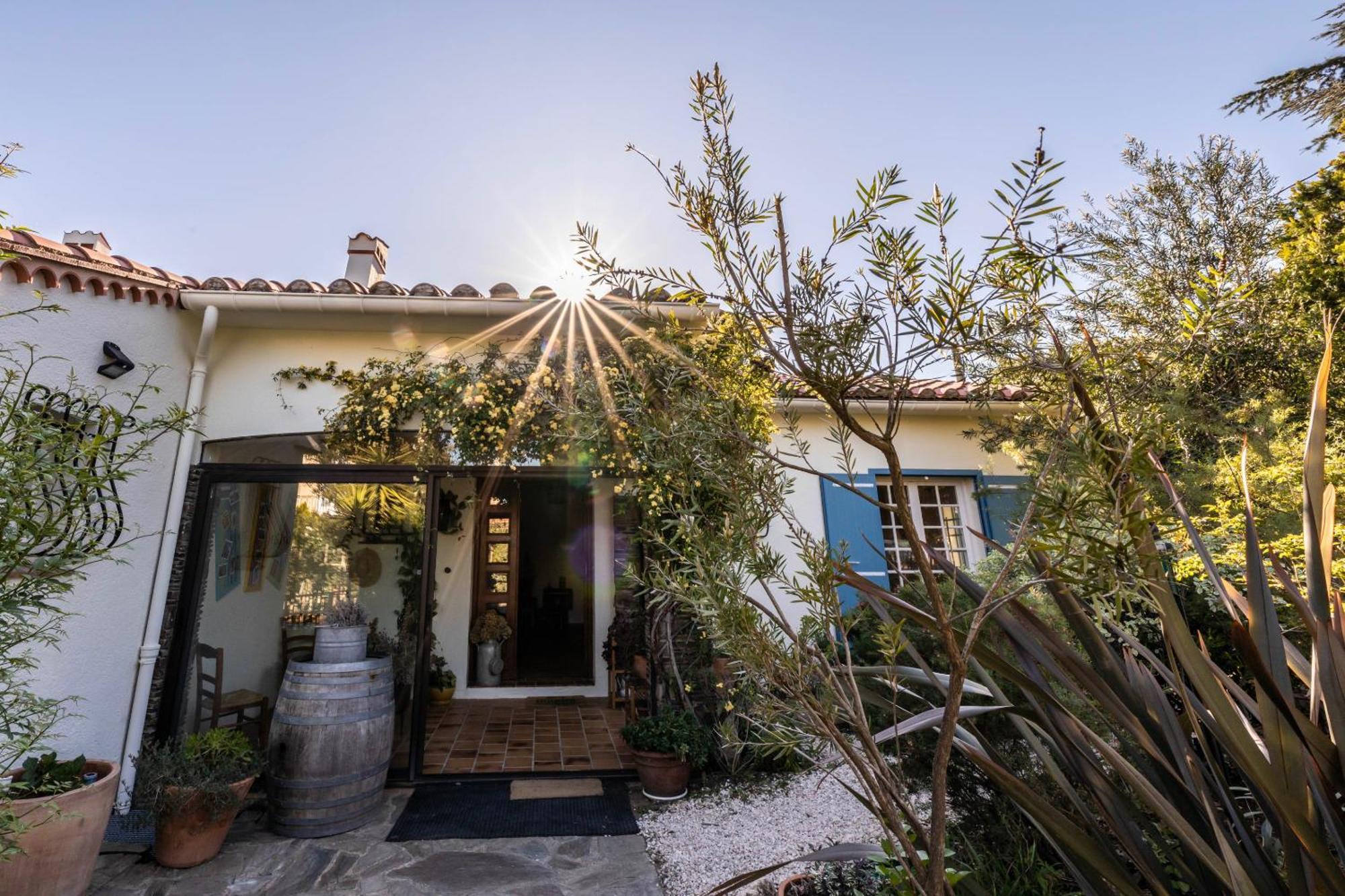 Mas Del Flor Bed & Breakfast Villelongue-dels-Monts Luaran gambar